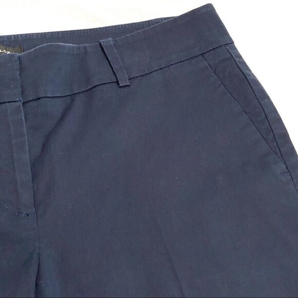 Ann Taylor boardwalk shorts navy blue size 8 - Picture 4 of 15